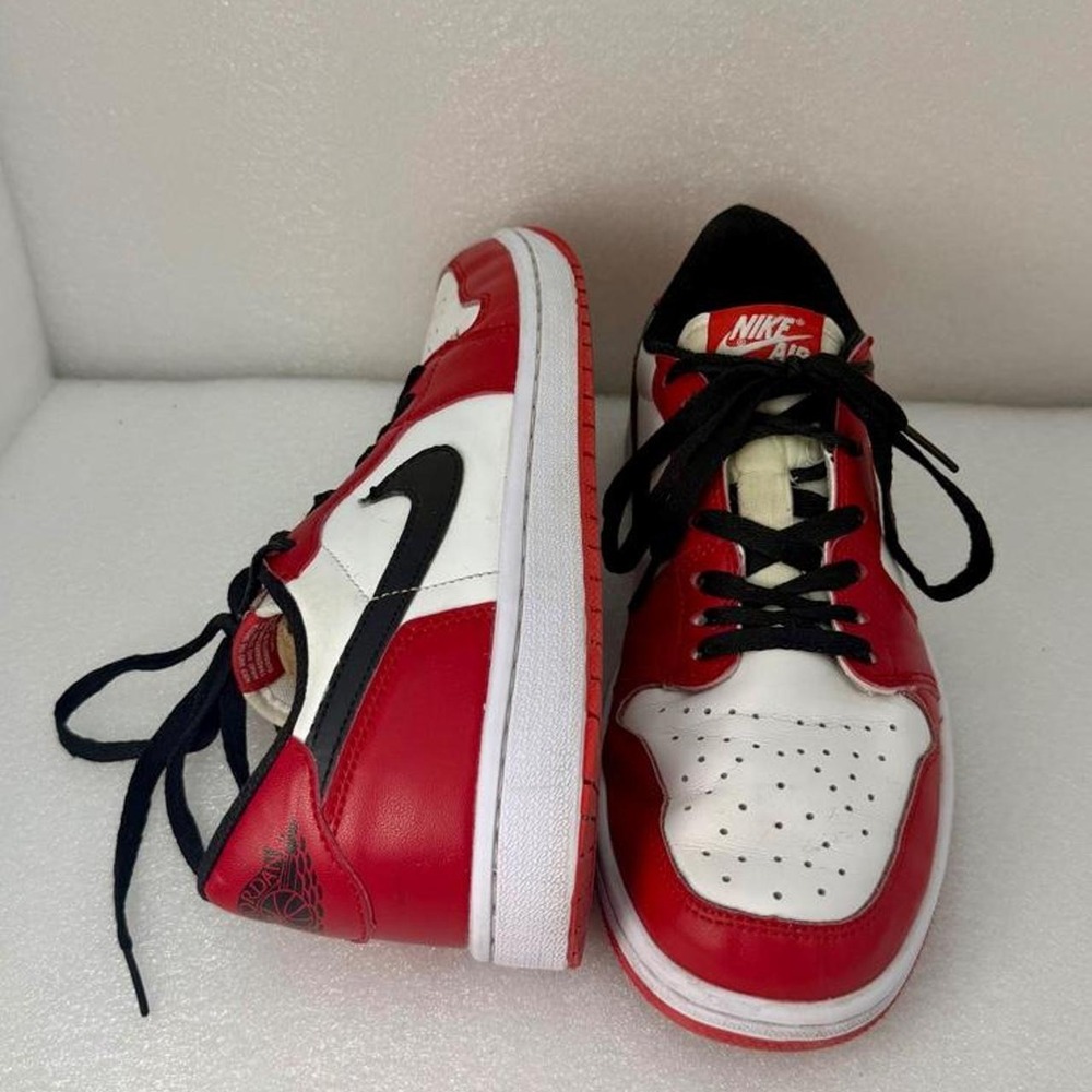 Air Jordan 1 Retro Low OG "Chicago" (2025 Release) – Size US Men 8.5/ Women 10